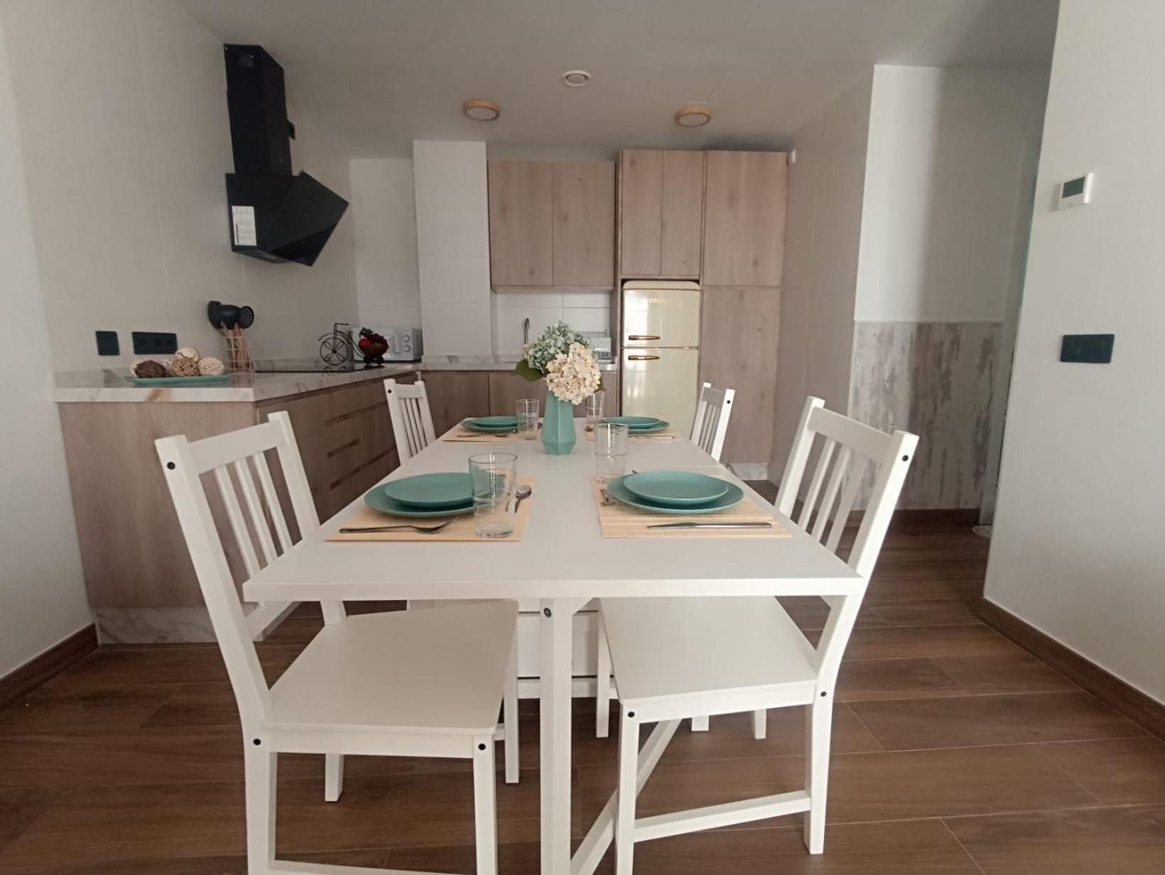 Apartamento Nuevo Centrico Con Aparcamiento Privado Incluido Alcalá de Guadaira Exterior foto
